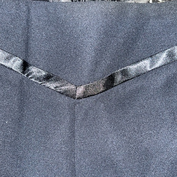 SANDRA DARREN BLACK CAPRI BELL BOTTOM SLACKS SIZE 12 - Picture 6 of 6